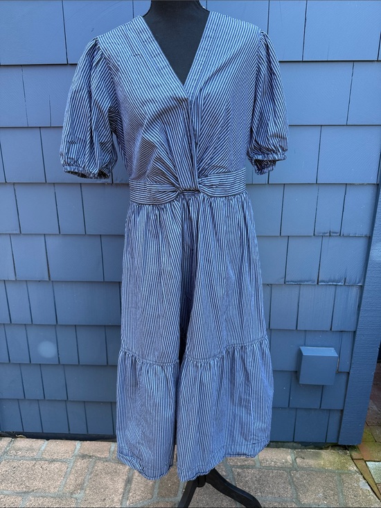 Free Assembly Dresses & Skirts - Striped V-Neck Maxi Dress with Puff Sleeves - Blue/White Med cotton
